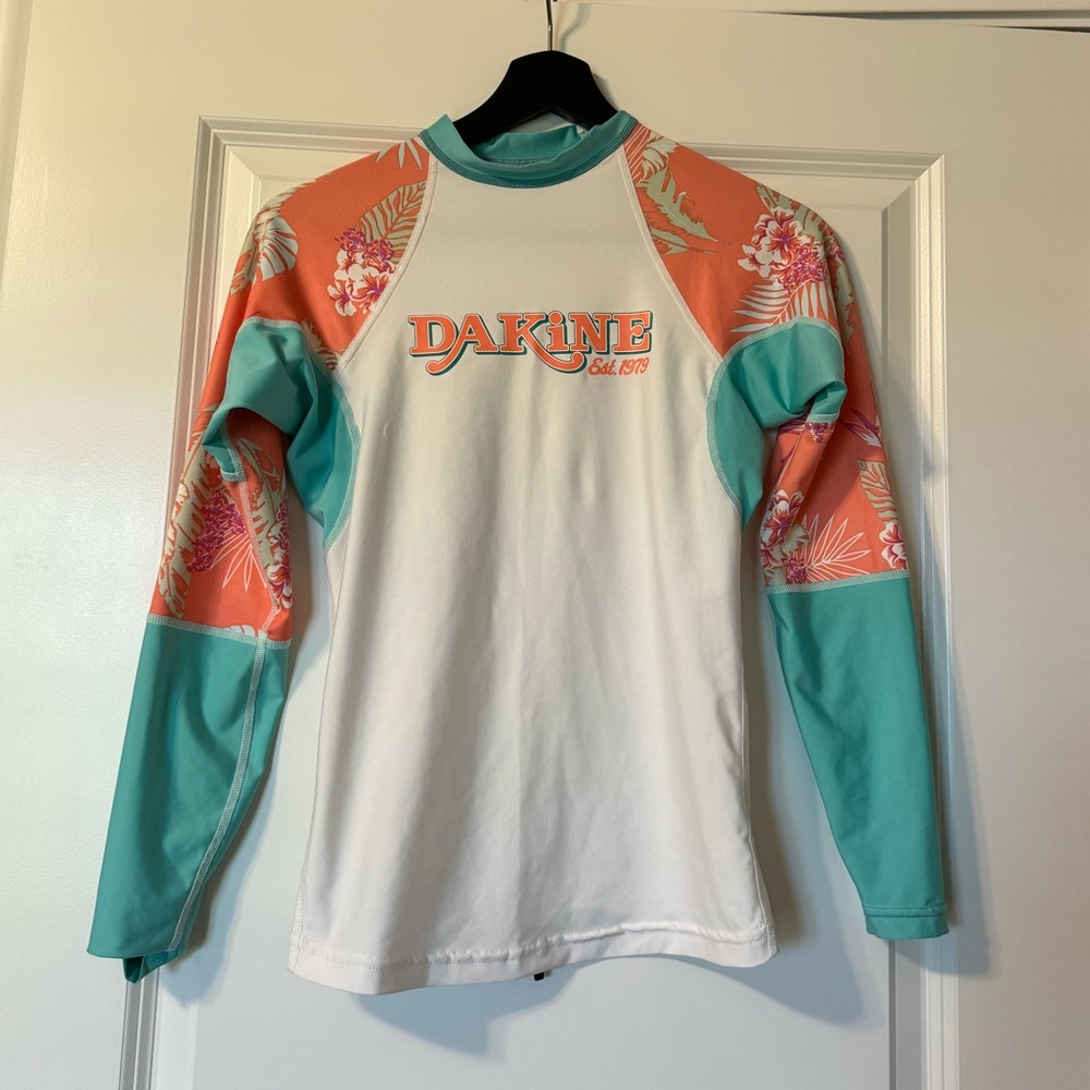 DaKine Surf Flow Snug Fit Blue Longsleeve Rash Guard Medium